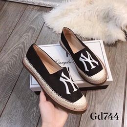 Giầy SLIPON cói NY trần chỉ trắng