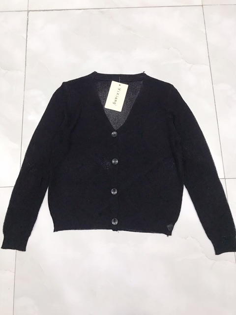 (Có sẵn) Áo khoác len mỏng nút cổ tim QC! (kèm video hình thật) | BigBuy360 - bigbuy360.vn