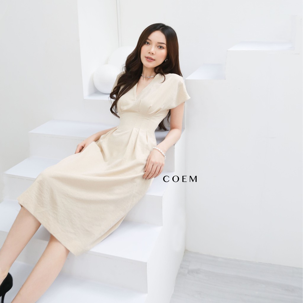 Đầm Nữ Dự Tiệc Sang Trọng Thiết Kế Cổ Xẻ Chiết Eo Thanh Lịch CO EM Chất Liệu Linen Premium Màu Nude Trang Nhã - YÊN NUDE | BigBuy360 - bigbuy360.vn