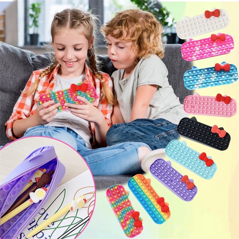 Hộp bút pop it silicon