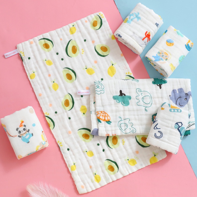 Khăn cotton Sáu Lớp Hình Vuông In Họa Tiết Hoạt Hình Chất Lượng Cao