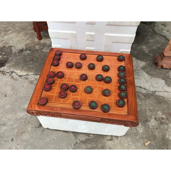 Bàn cờ gỗ hương (kt 50 x 60 cm)