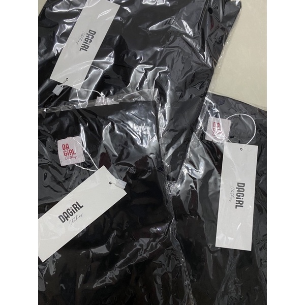 New tag áo thun trơn đen local brand cotton 100% freesize nữ