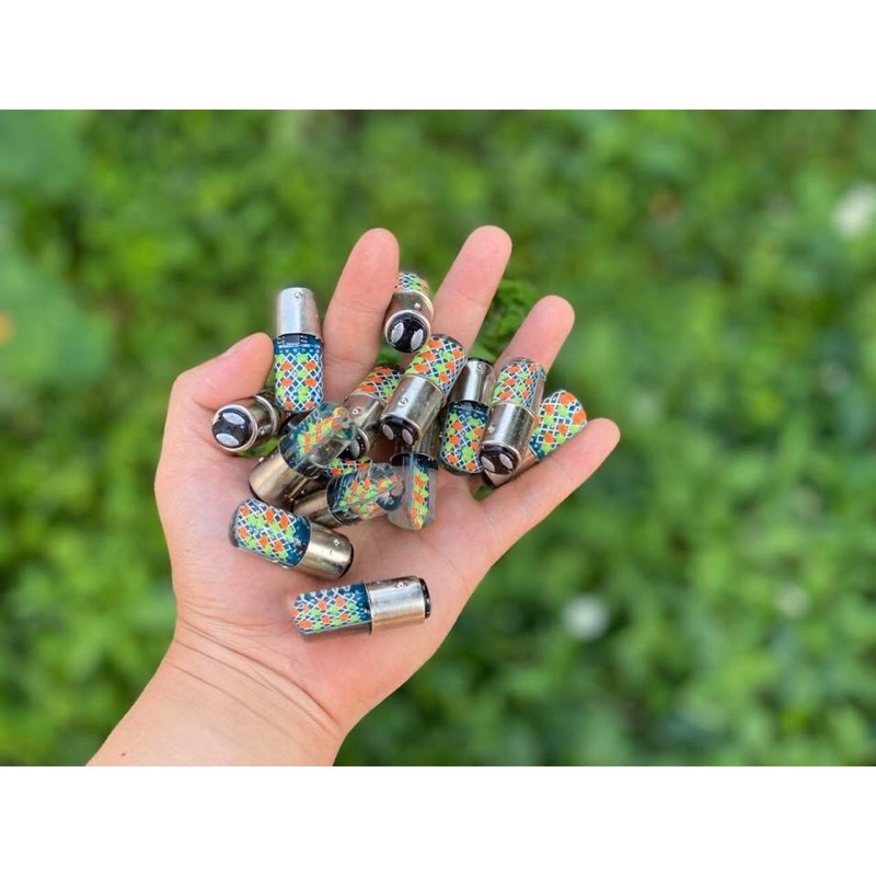 Đèn hậu nháy xe máy / Đèn Demi Xi Nhan Loại 1