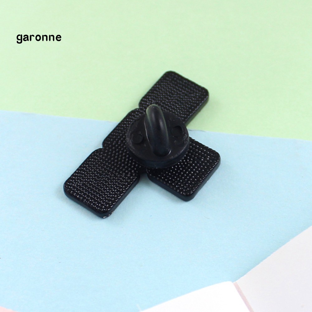 Ghim cài áo kiểu dáng chiếc bàn phím máy tính sáng tạo