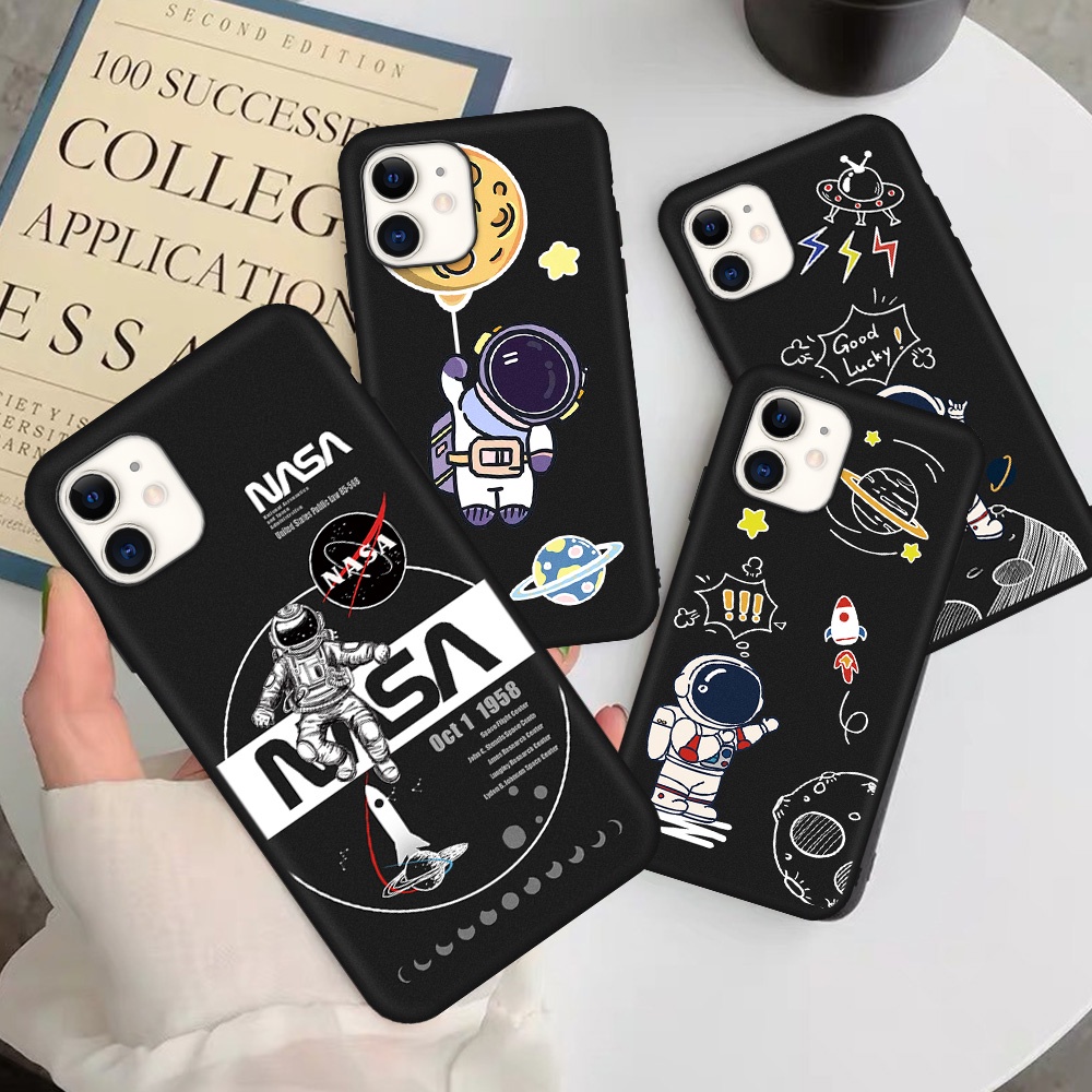 Ốp Điện Thoại Hình Phi Hành Gia Hoạt Hình NSA Cho OPPO F3 F9 Pro A3S A5S A12 A15 A16 A54 A53 A55 A93Ốp Điện Thoại Cho A95 A74 A15S A35 A32 A33 A5 A7 A77 F19S A53S A56 Reno 2 2Z 2F 4 5 6 Pro Plus 6Z Realme C1
