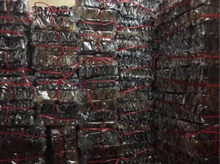 1 vỉ 12 kẹp càng cua siêu sịn