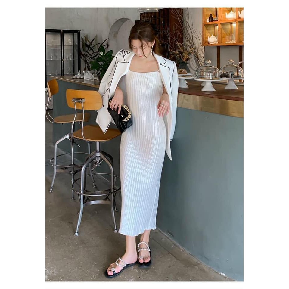 Đầm maxi đi biển 2 dây xếp li sang chảnh | BigBuy360 - bigbuy360.vn