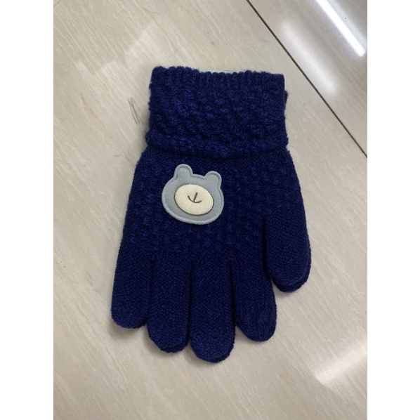 (1 đôi) găng tay len dày dặn gắn hình gấu cho các bé từ 3-6 tuổi.