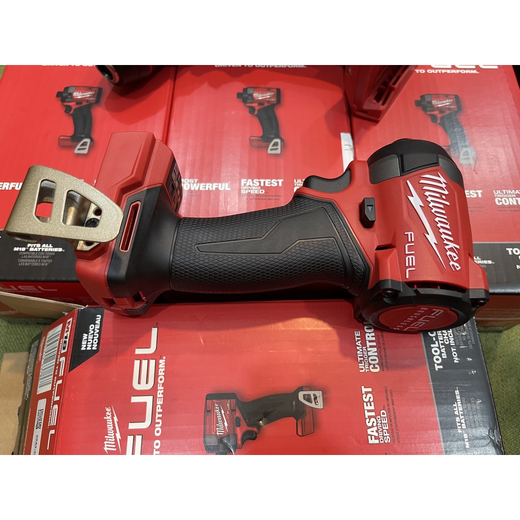 Máy vặn vít Milwaukee 2953