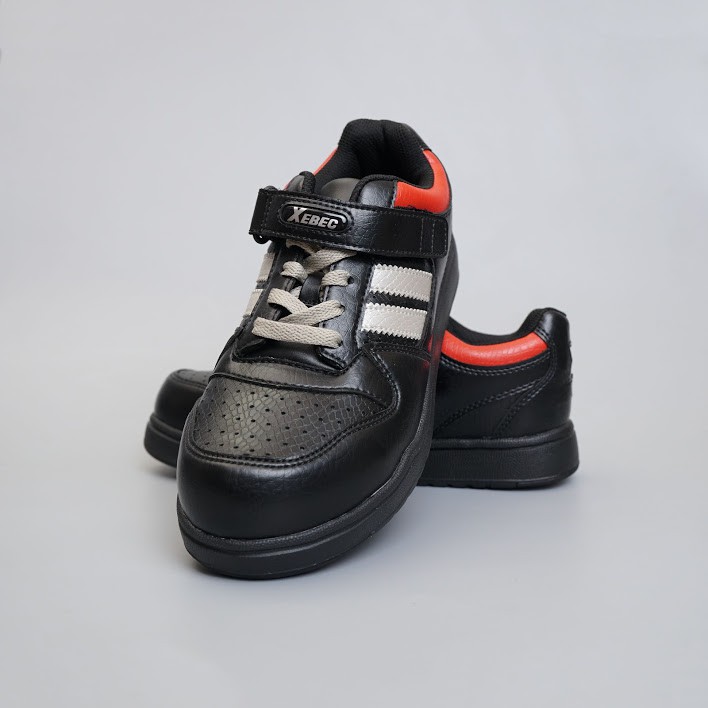 [Mã SKAMLTSM9 giảm 10% đơn 99K] Giày Sneakers quai dán XEBEC tiện lợi - Đen viền đỏ