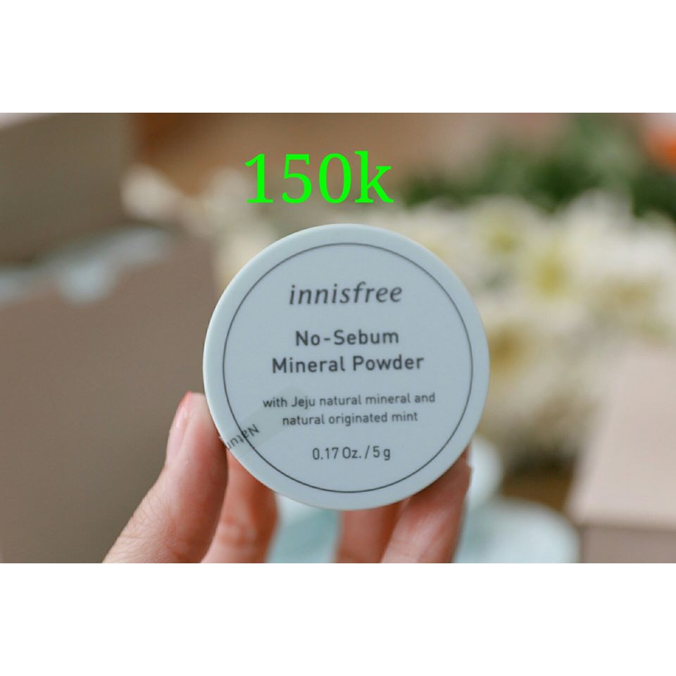 Phấn phủ kiềm dầu innisfree