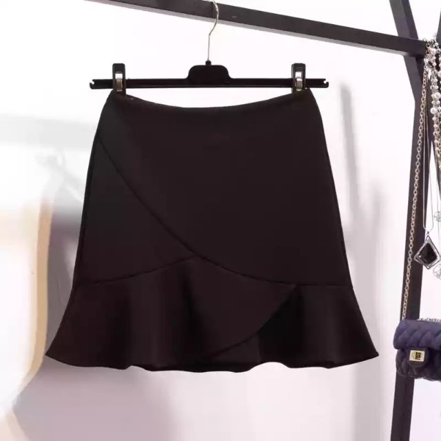 Chân váy đuôi cá dáng ngắn | BigBuy360 - bigbuy360.vn