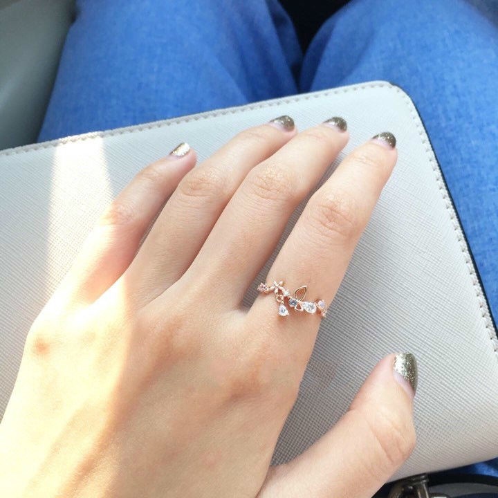 Nhẫn dạng hở hình hoa / bướm đính đá xinh xắn