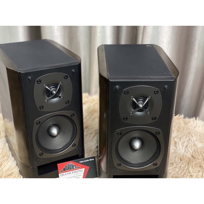 Loa bookshelf onkyo D-112NFX