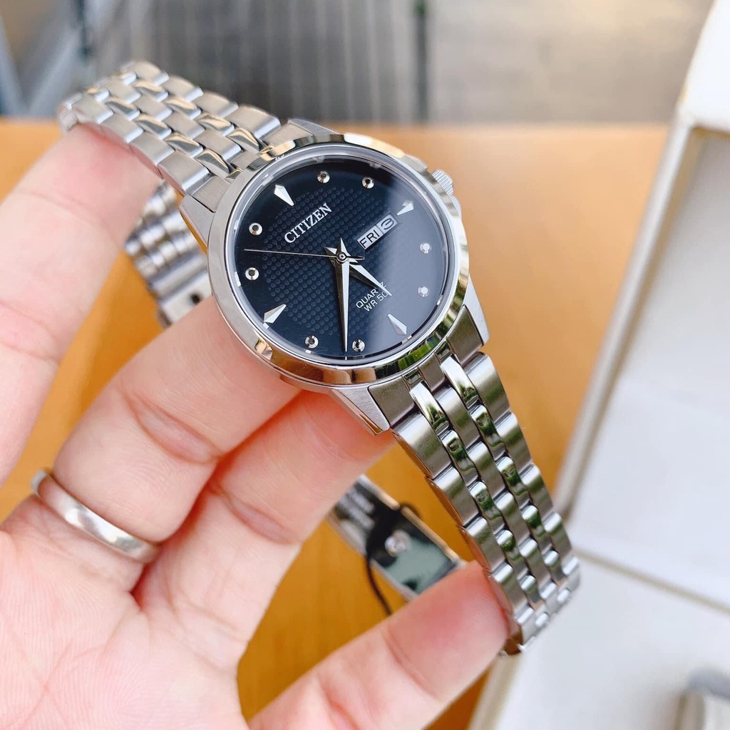 Đồng Hồ Nữ Citizen EQ0601-54F mặt đen dây bạc (size 27mm)