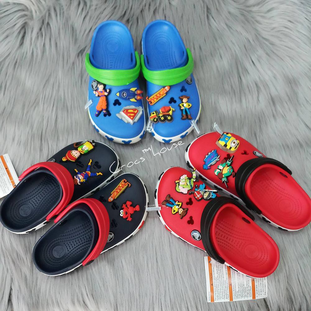 (Tặng 10 jibbtiz) Dép sục mickey trẻ em bền đẹp tặng kèm sticker gắn dép