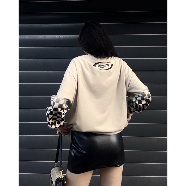 Áo Sweater TireTrack Tay Dài 2 màu Đen Và Beige Nỉ Cotton - HIGHCLUB Brand Chính Hãng