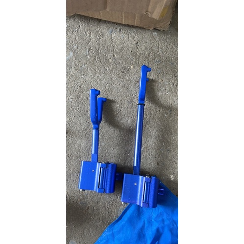 Ngoe săn hàng kim loại, được bọc chống xước