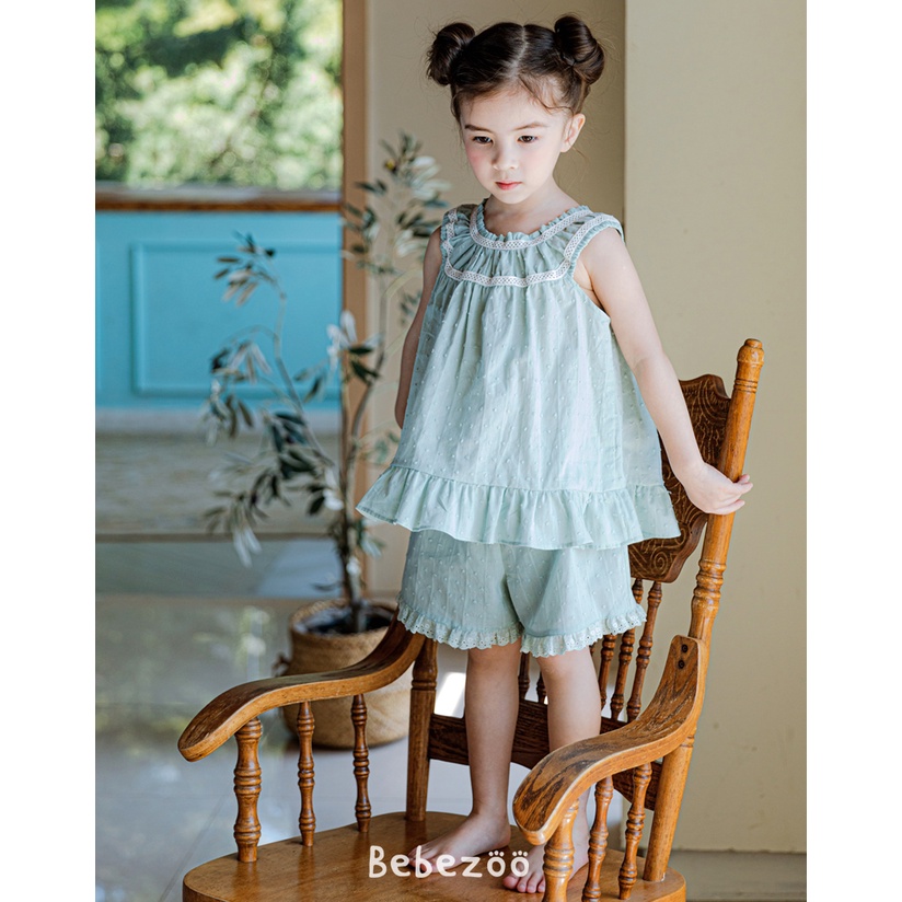 Bộ đồ bé gái Bebezoo sát nách cao cấp _ Đũi 3 lỗ bèo