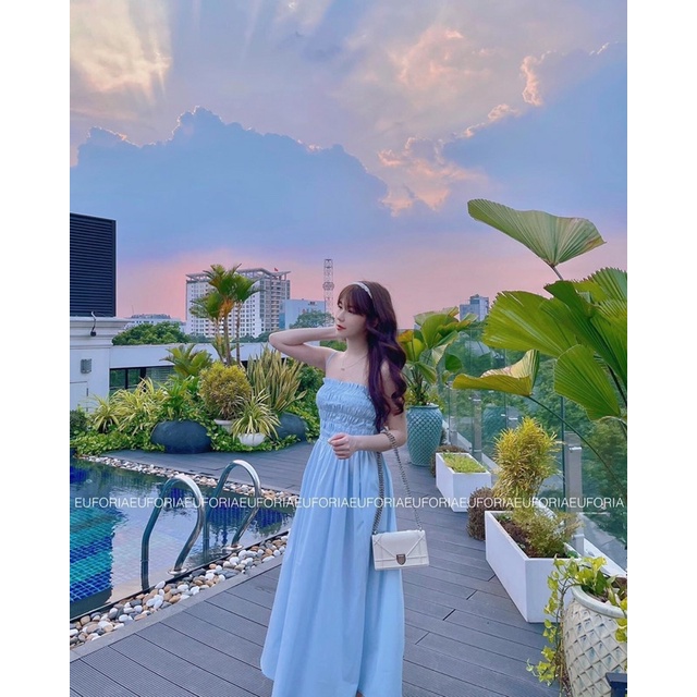 HOT🔥  Đầm Maxi Hai Dây Dáng Xoè Có Chun Ngực Kết Hợp Dây Đan Nơ Phía Sau Rất Thích Hợp Đi Biển
