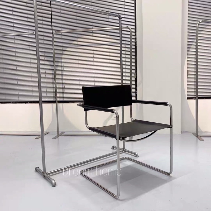 Ghế da yên Mr Arm chair khung kim loai cao cấp phong cách Bắc Âu