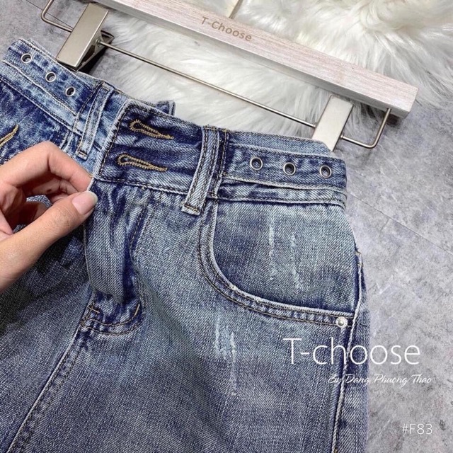 VÁY JEAN TÚI NẮP HAI KHUY SIÊU XINH