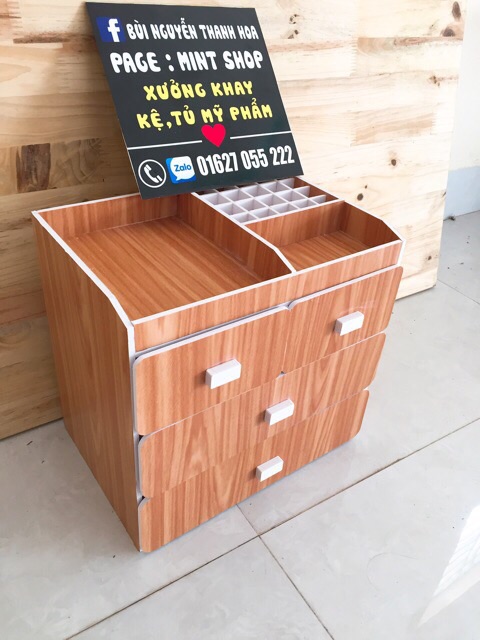 Tủ đựng mỹ phẩm 4 tầng màu gỗ