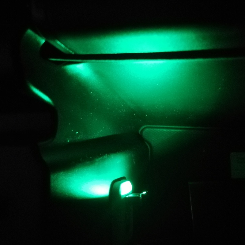 Đèn LED RGB Mini Type-C Thay Đổi 8 Màu Sắc Có Thể Điều Chỉnh