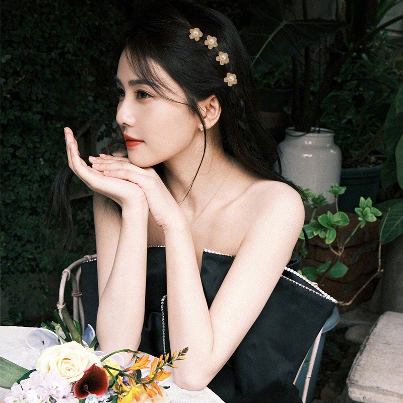 Set 4/6/8/10 Kẹp Tóc Hình Hoa Nhỏ Nhắn Dễ Thương