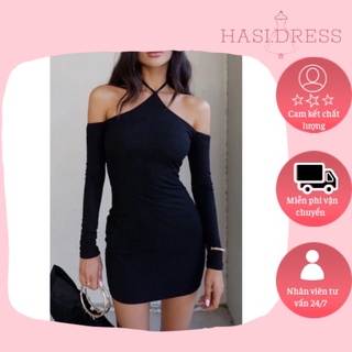 Đầm yếm body tôn dáng có hai màu trắng và đen