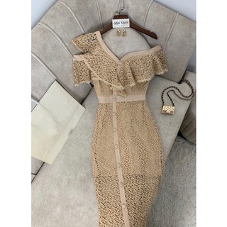 Váy ren body lệch vai