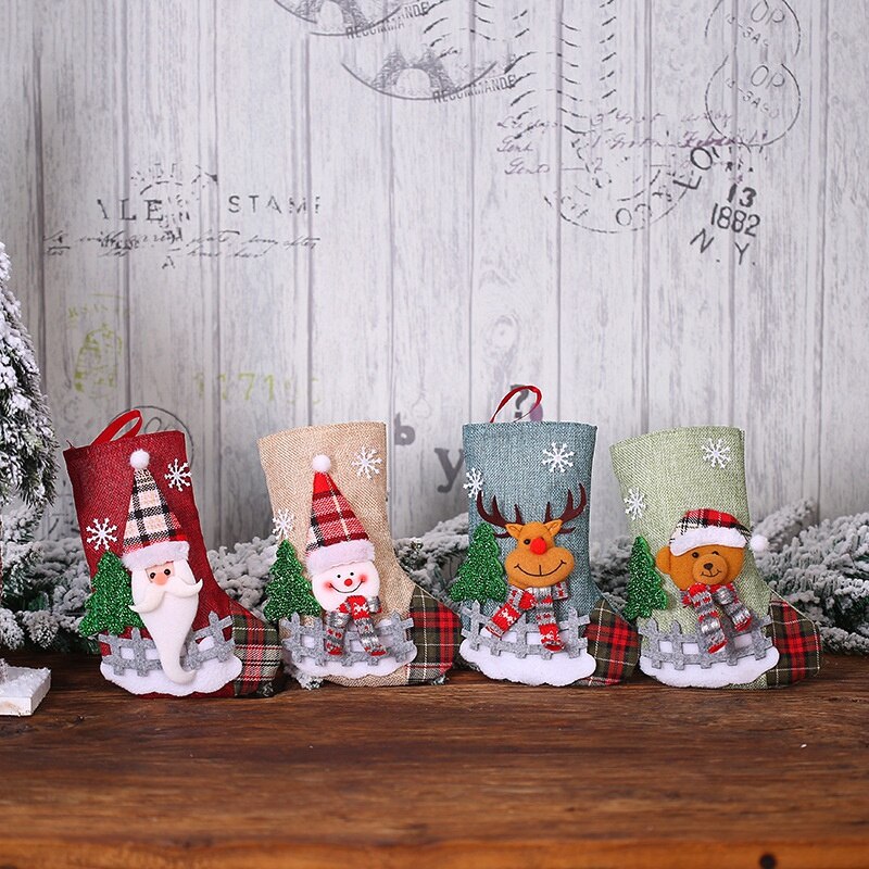 Vớ Giáng Sinh đựng bánh kẹo/gói quà treo cây thông Noel trang trí đẹp mắt