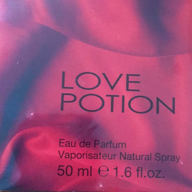 Nước hoa Love