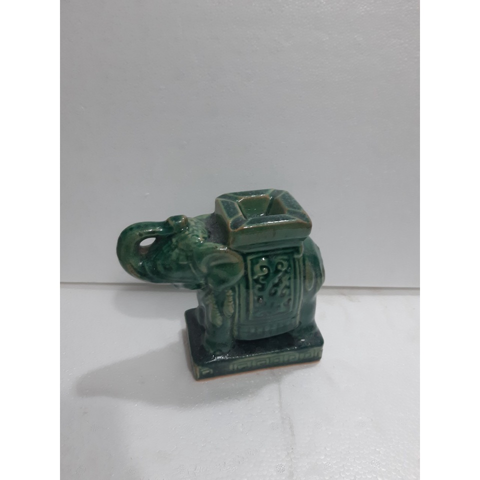 Đôn voi gạt tàn men xanh 15cm