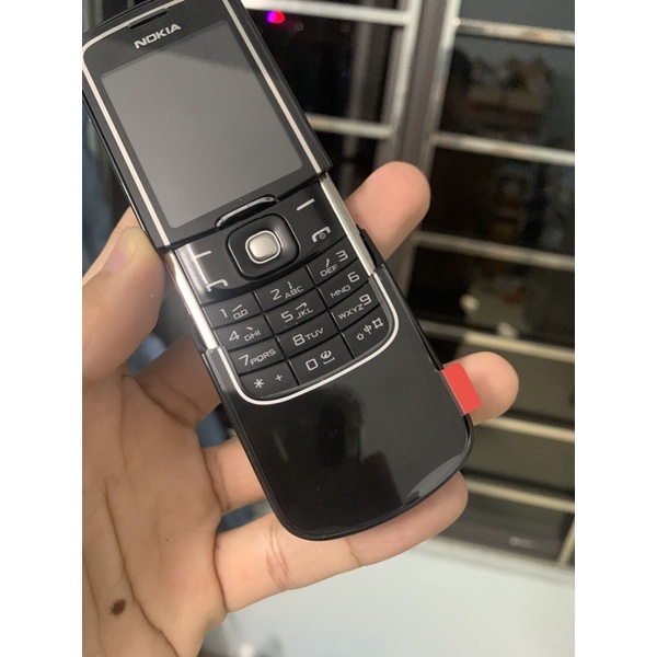 Mặt kính bụng nokia 8600 luna (Có kèm khung nhựa)