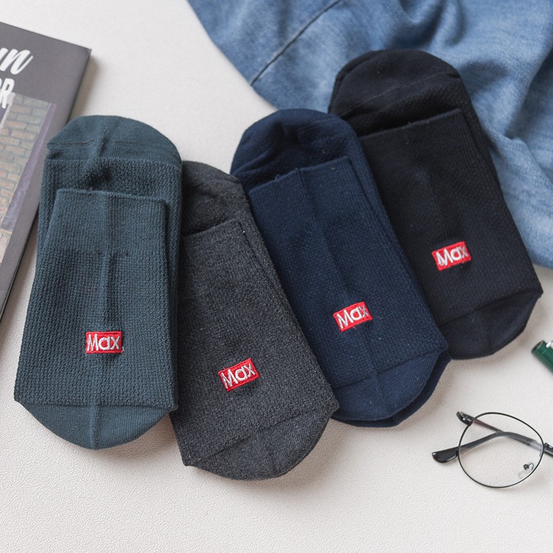 Hộp 4 đôi tất nam doanh nhân, dài cổ Caramella