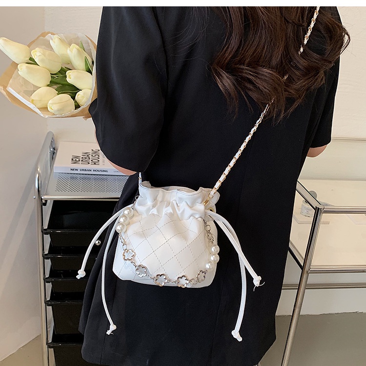 Túi đeo chéo IELGY dây dạng chuỗi xích thờI trang dành cho nữ