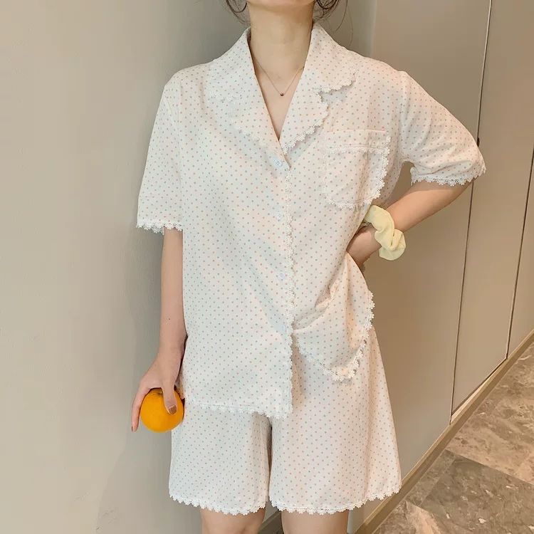 Bộ đồ ngủ ngắn tay họa tiết chấm bi phối ren thời trang hàn quốc cho trẻ em gái