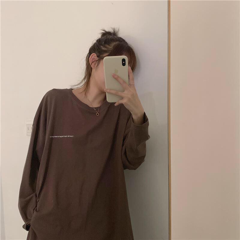 Áo thun tay dài nữ form rộng - phông dài tay oversize thêu chữ xẻ tà - 2N Unisex