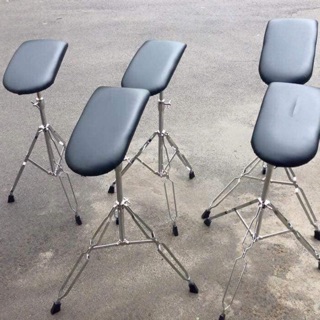 Kê tay xăm hình 3 chân chắc chắn