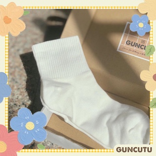 Tất vớ trơn nam nữ cổ trung basic - Guncutu