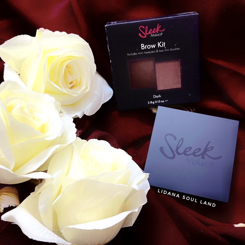 Kẻ mày Sleek Brow Kit Makeup