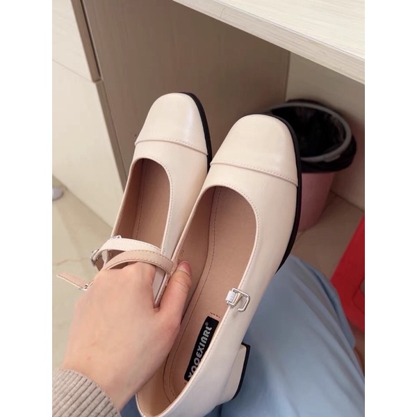 Giày Marry Jane mũi tròn da bóng