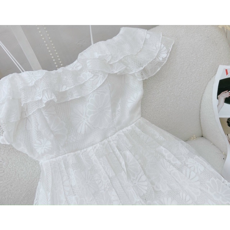 Đầm maxi ren dập ly rớt vai siêu phẩm sống ảo đẹp tinh khôi siêu dễ thương lên ảnh cực chill