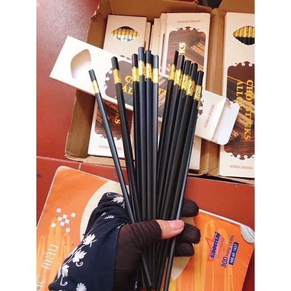 Hộp 10 đôi đũa mạ vàng siêu đẹp - loại 1