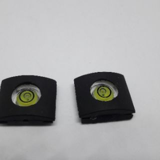 Thước Livo gắn chân flash máy ảnh