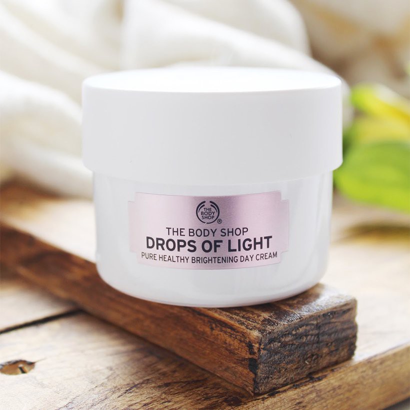 Kem Dưỡng Ban Ngày Làm Sáng - The Body Shop Drops Of Light™ Pure Healthy Brightening Day Cream  30ml