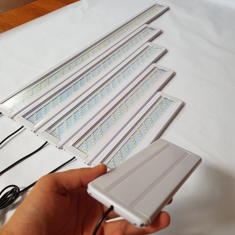 Đèn LED bể cá 🐠🐠🐠 Đèn LED XML đổi 3 màu 20-80 cm bể thủy sinh Đèn LED XuanMeiLong siêu sáng siêu mỏng dày 1cm