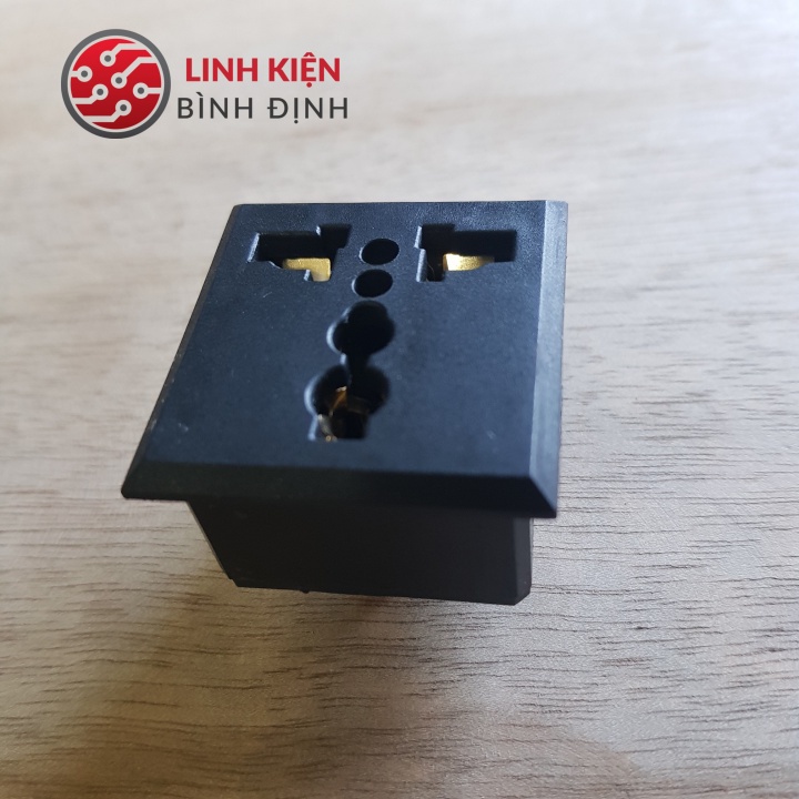 Ổ cắm đơn 3 chấu 13A
